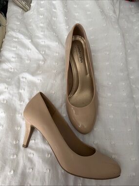 comfort plus by Predictions Nude Patent Almond Toe High Heels